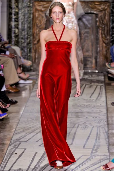 Look 37